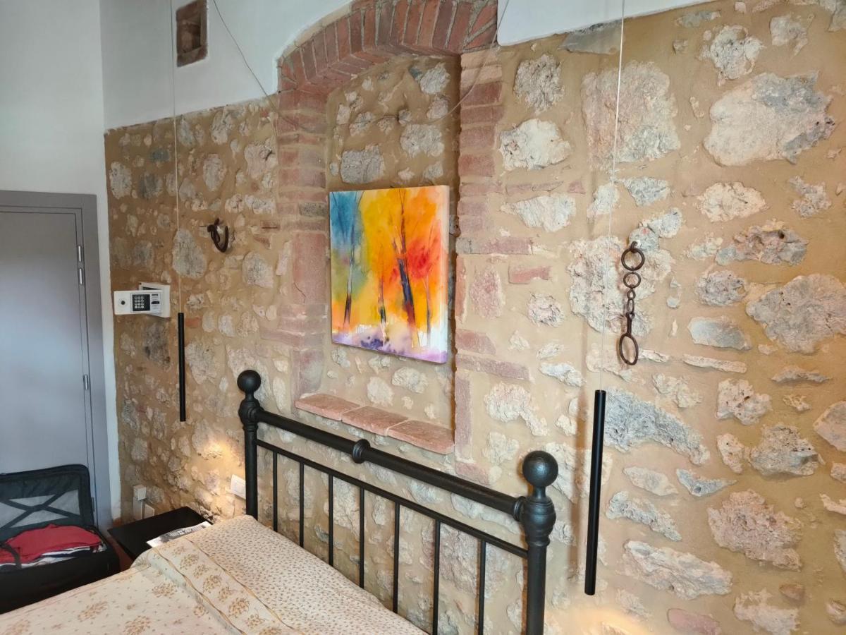 Agriturismo Casanova Di Pescille Сан-Джиминьяно Экстерьер фото