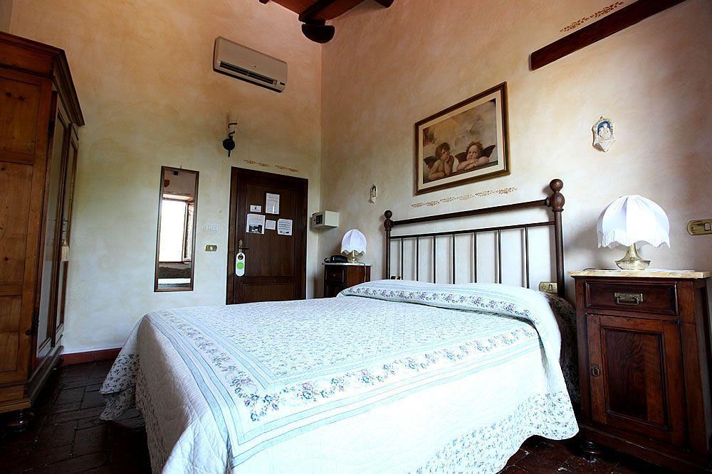 Agriturismo Casanova Di Pescille Сан-Джиминьяно Экстерьер фото