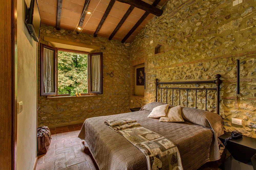 Agriturismo Casanova Di Pescille Сан-Джиминьяно Экстерьер фото
